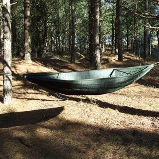 forest-schools-camping-hammok-woodland
